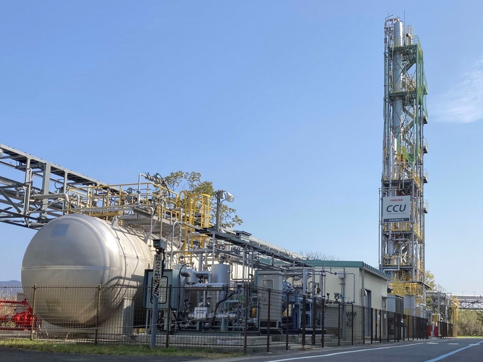 【東芝エネルギーシステムズ】佐賀市のCO2分離回収商用設備で、耐久性が高く環境にやさしいCO2吸収液の実証運転を完了