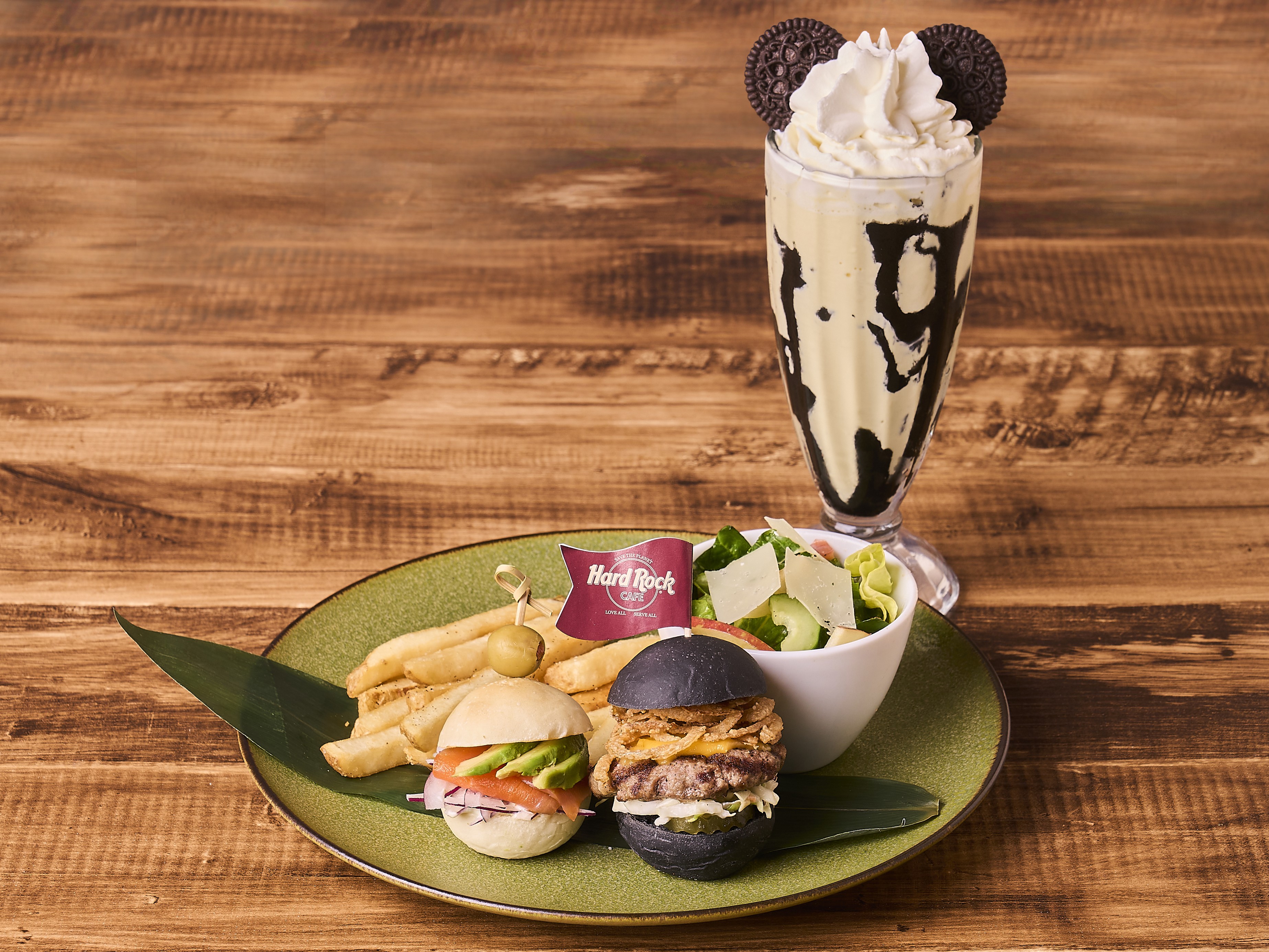 ハードロックカフェ 上野駅東京」上野動物園ジャイアントパンダ