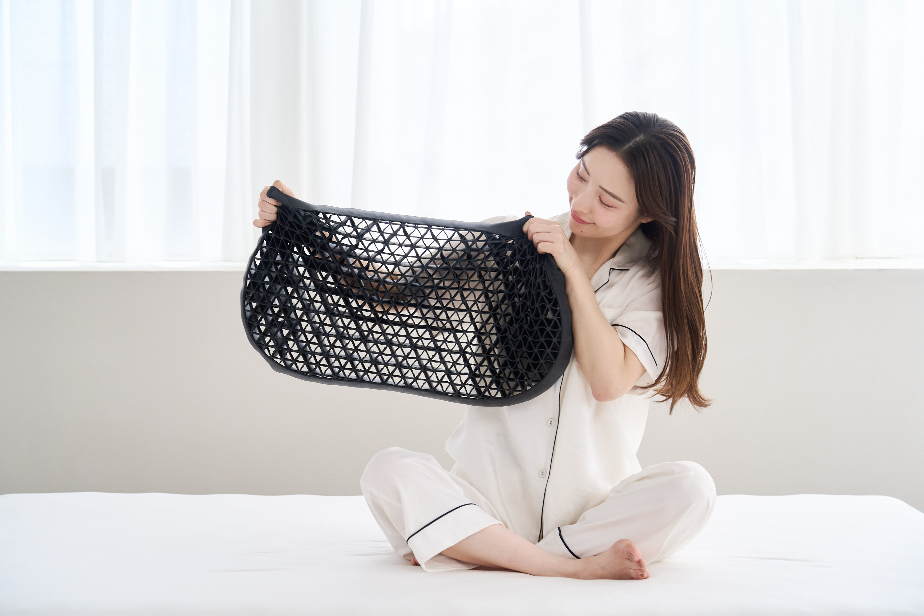 通気性に特化した新モデル『ヒツジのいらない枕® ー和みー』がMakuake