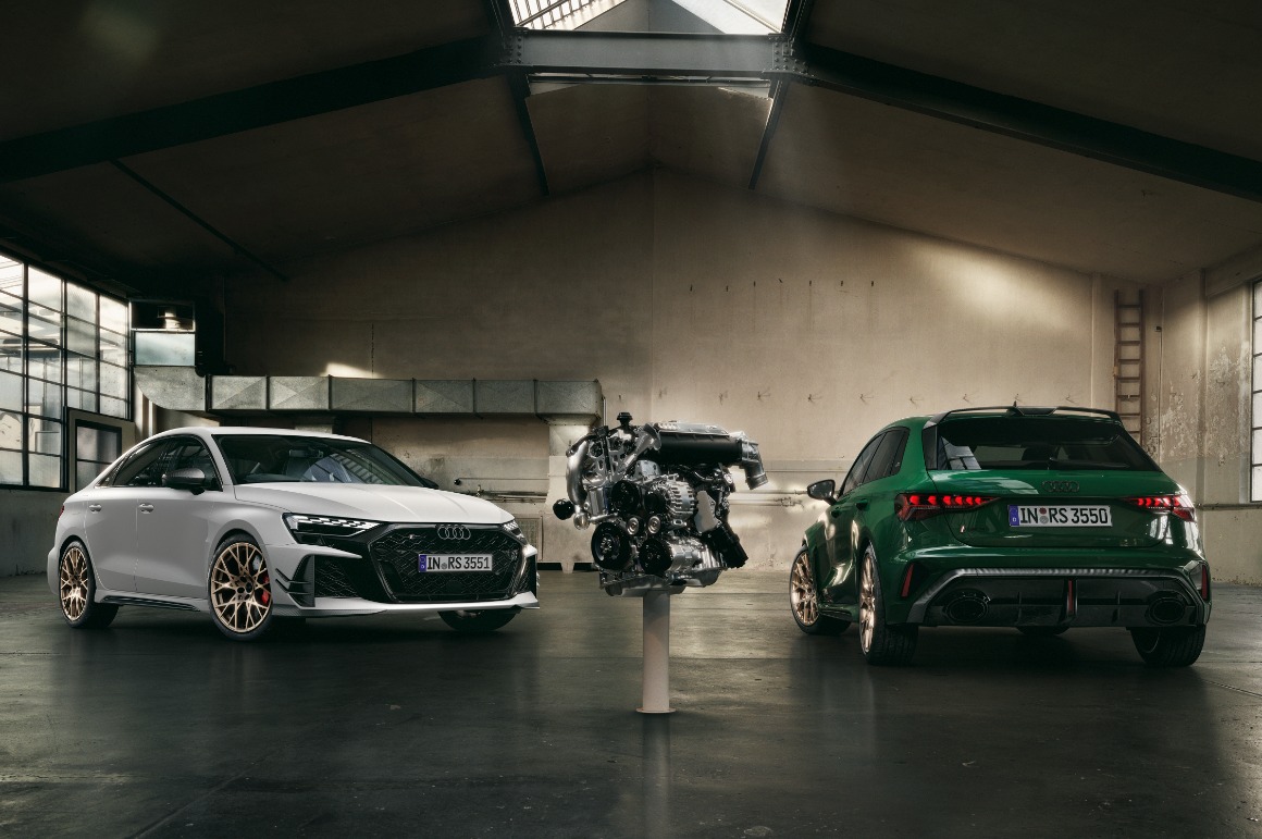 Audi RS 3 Sportback / Sedan competition limited予約受付開始:アウディ伝統のアイコン5気筒エンジン誕生50周年を祝す限定車