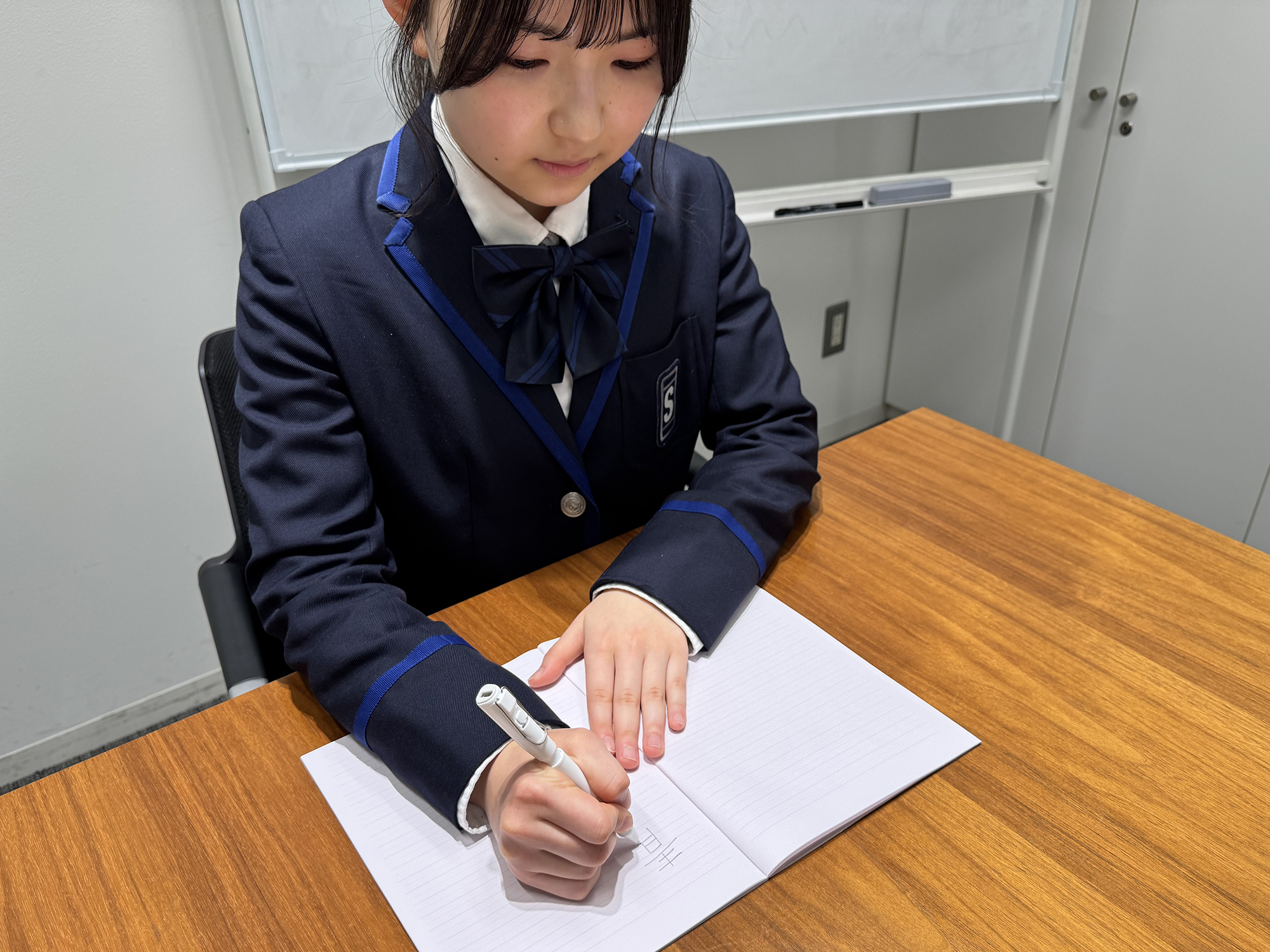 筆記具メーカー「ゼブラ株式会社」が初めて中学高校の探究学習に参画