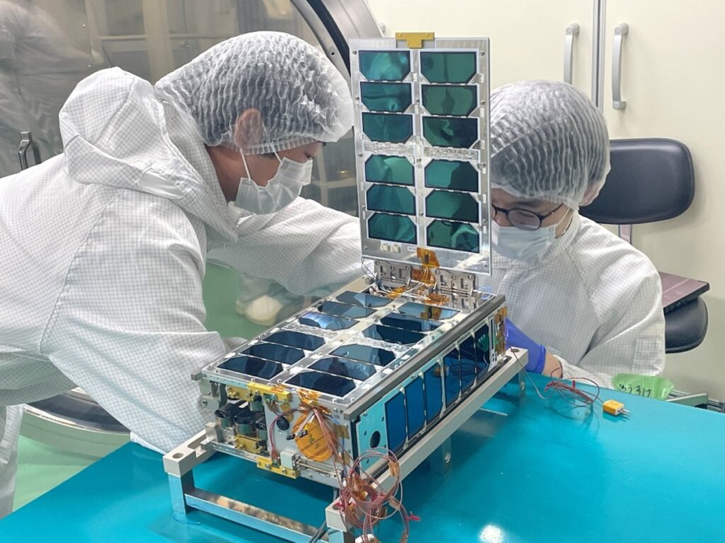 日本大学】学生たちが開発した地震先行現象検知検証衛星「PRELUDE