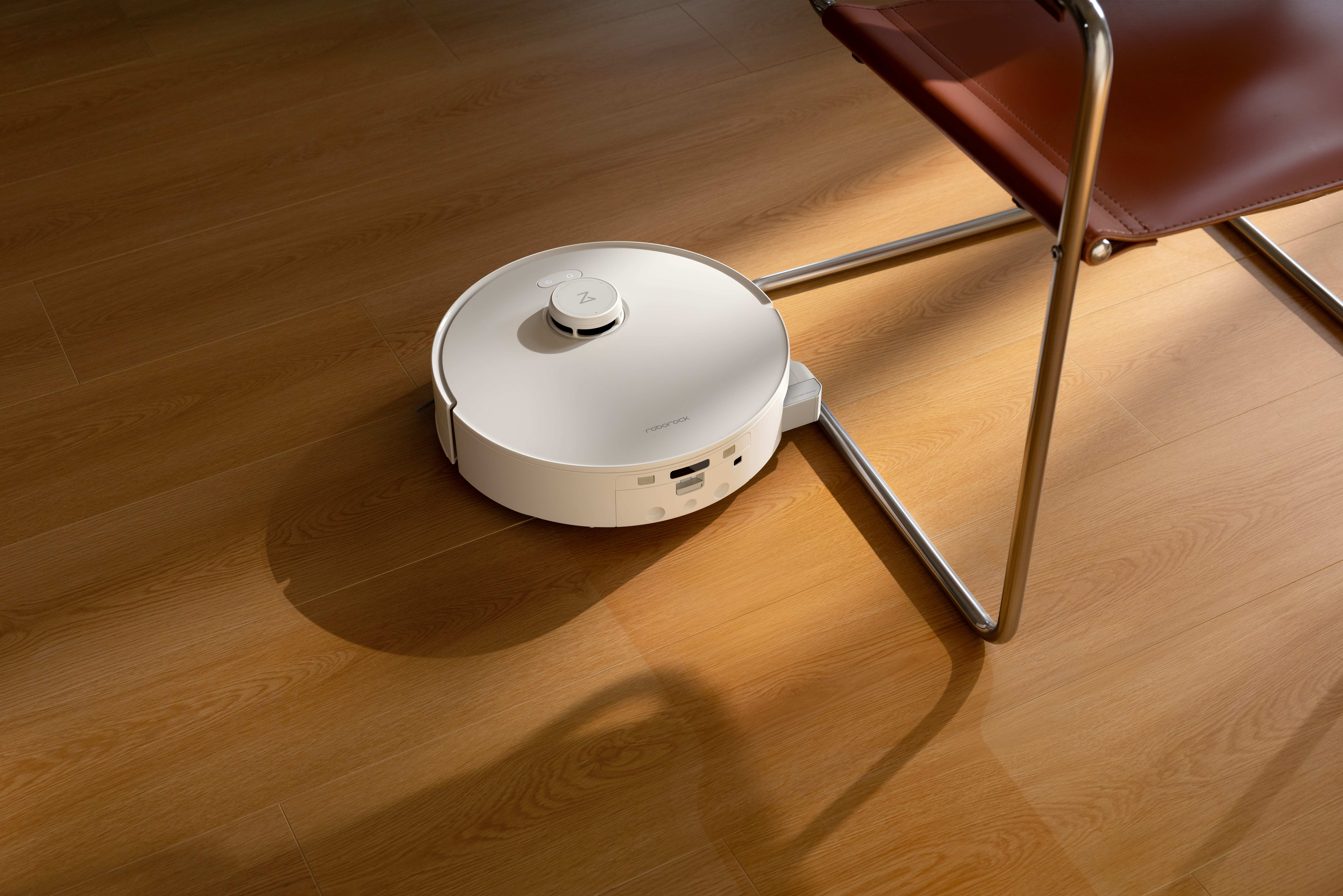 Roborock、ワイドローラーモップを搭載したロボット掃除機「Qrevo Curv