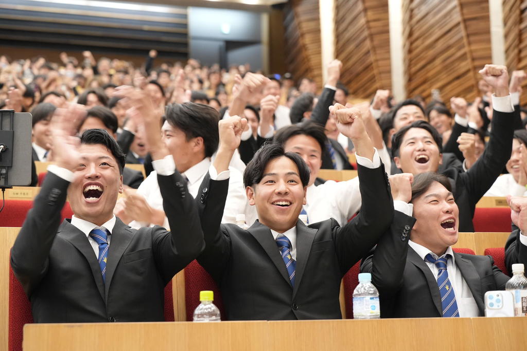 【美品】青春のプロレス野郎 立石夫 スポーツ 阪神】ドラ1創価大・立石正広、親子2代五輪へ「お母さんに並びたい