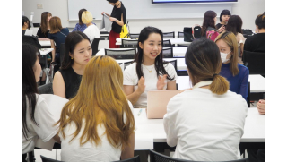 -- ファッションでフィリピン貧困層の子どもたちを笑顔に -- 大阪成蹊大学 芸術学部の学生がNPO法人DEAR ME主催のファッションショーに参加