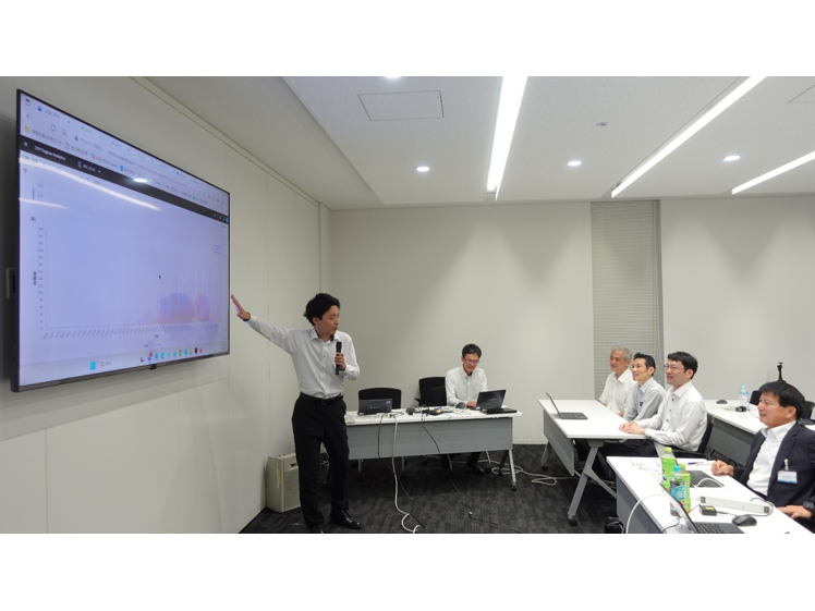 株式会社　東芝