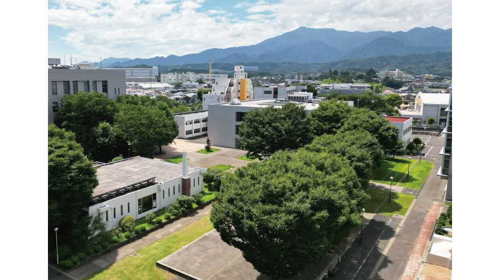 東京工芸大学
