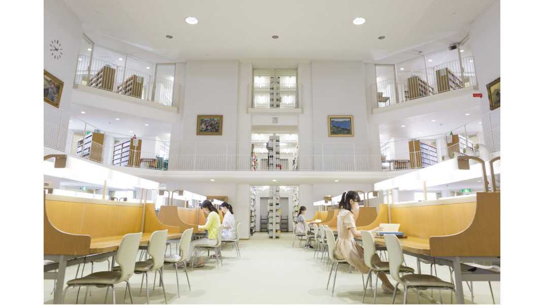 甲南女子大学