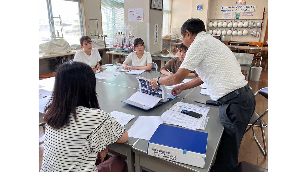 甲南女子大学