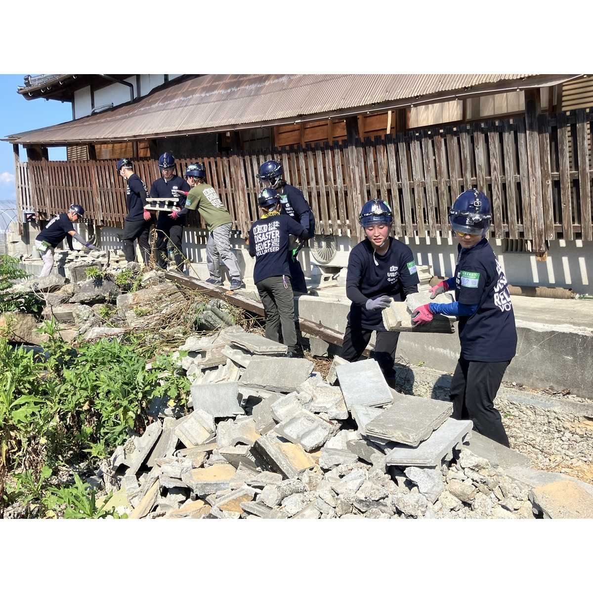 リリース