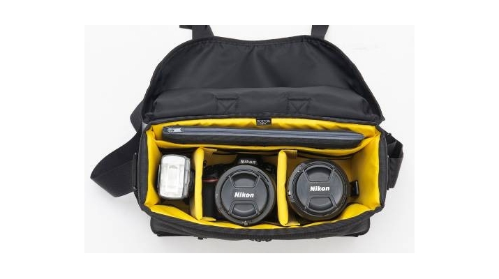 Nikon×PORTER バリスターショルダーバッグ」をニコンダイレクトで限定 
