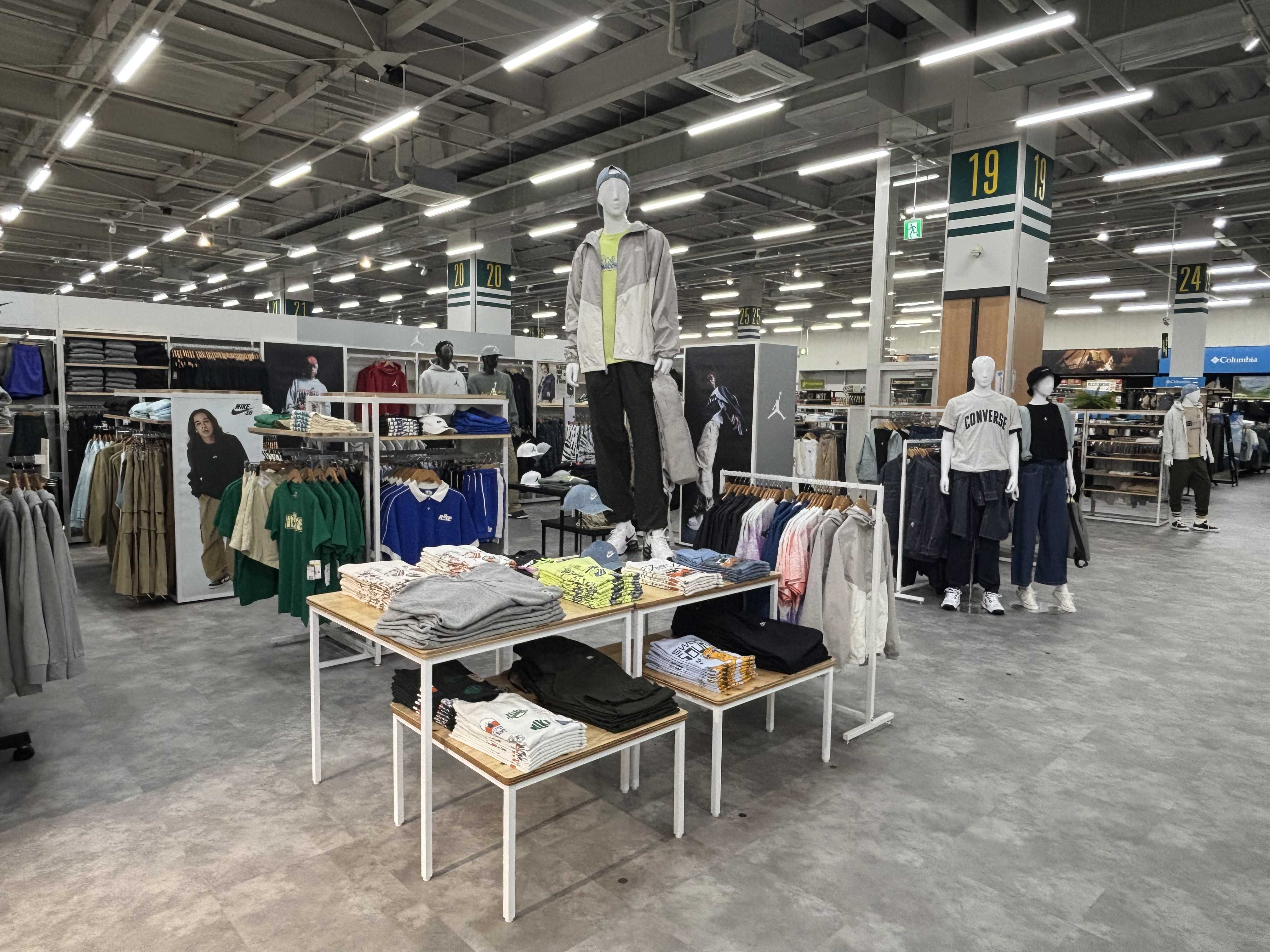 婦中_ナイキ ウエア