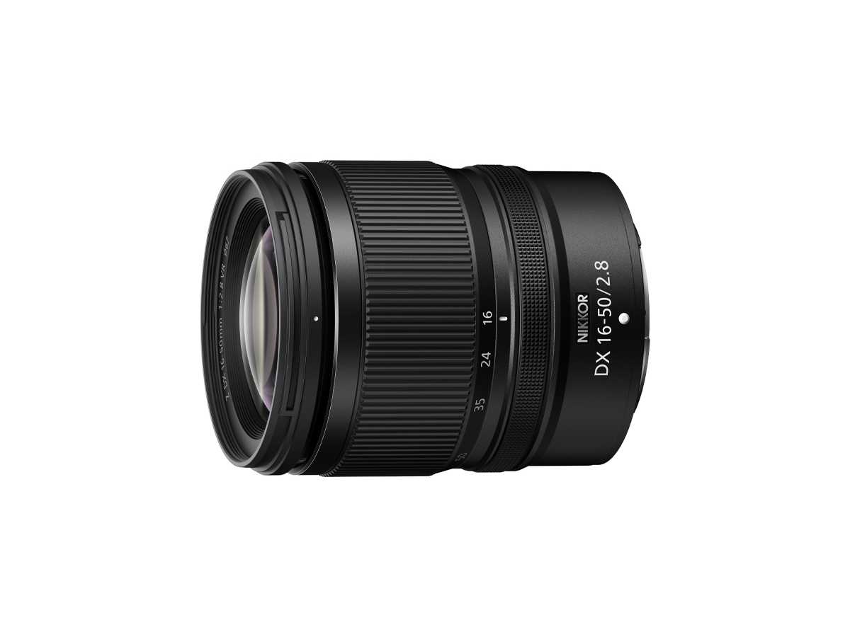 ニコン Z マウントシステム」対応の薄型広角単焦点レンズ「NIKKOR Z