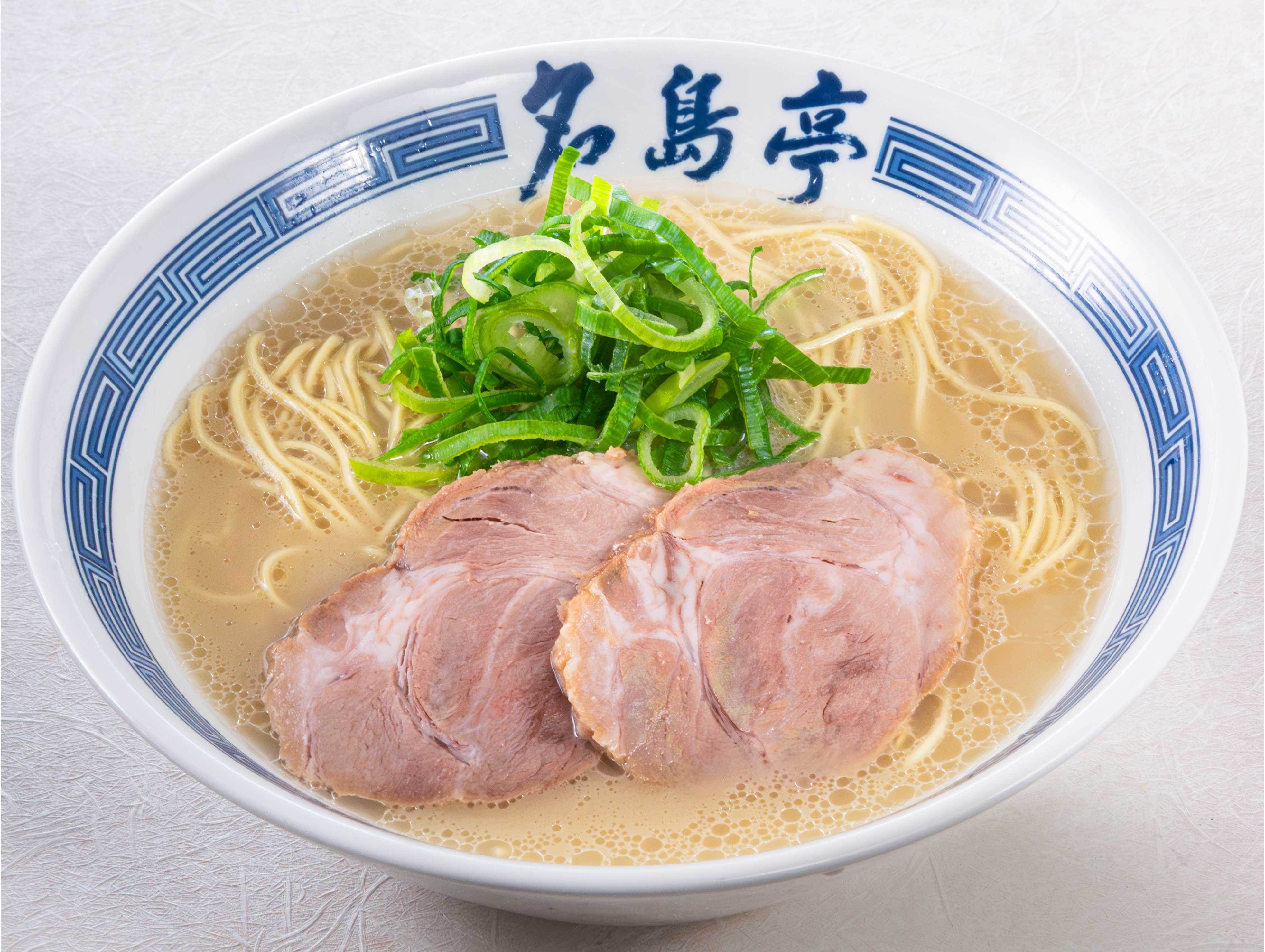 釜出し豚骨ラーメン_斜俯瞰