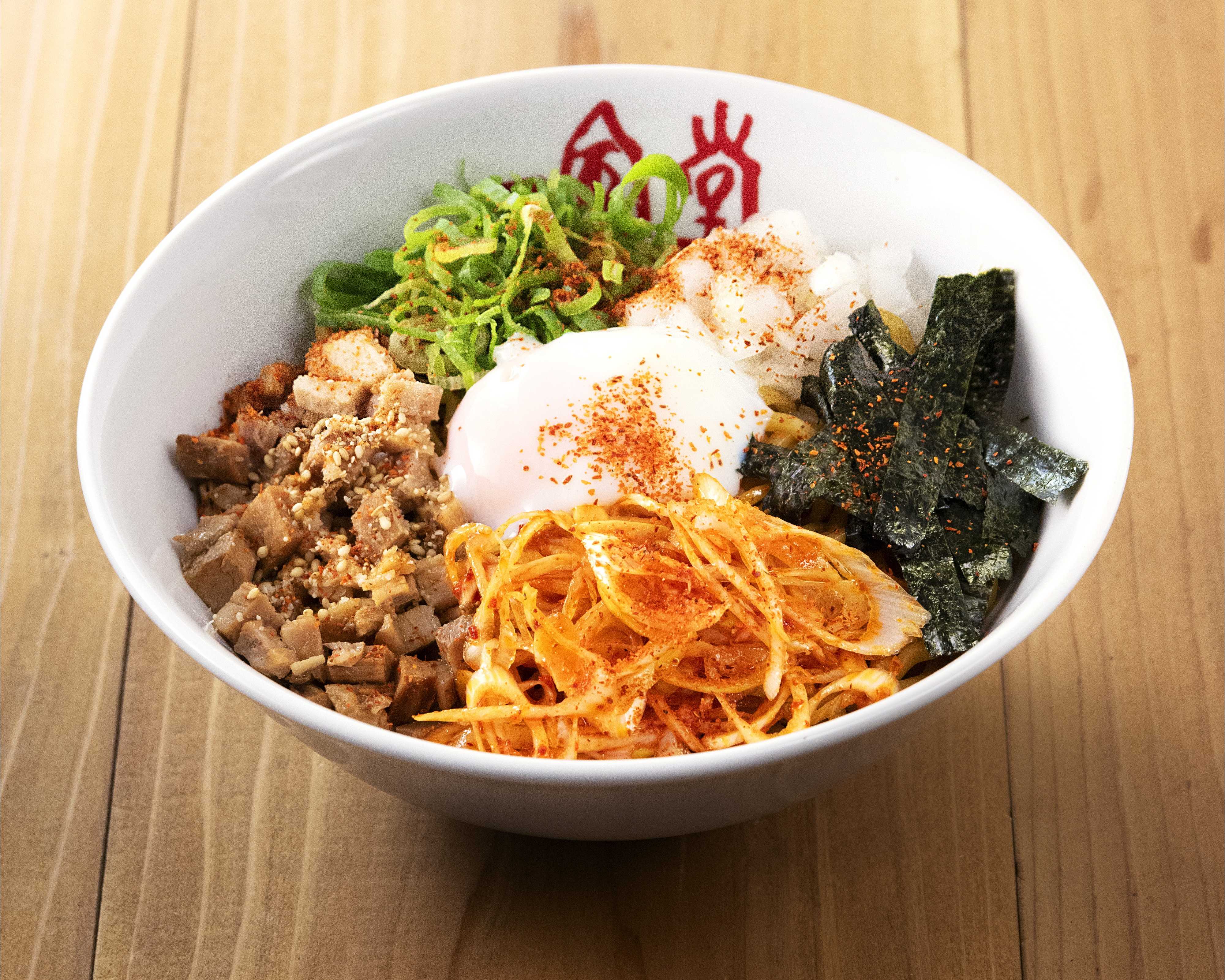 ramen_辛油そば2026_斜俯瞰