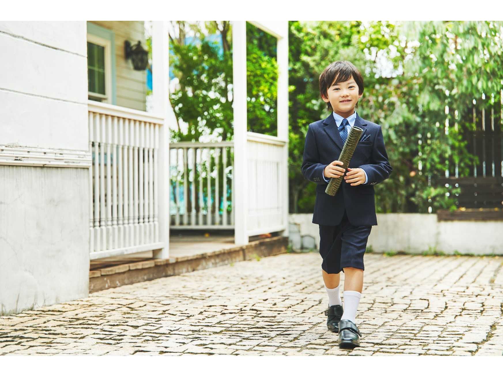 青山商事株式会社