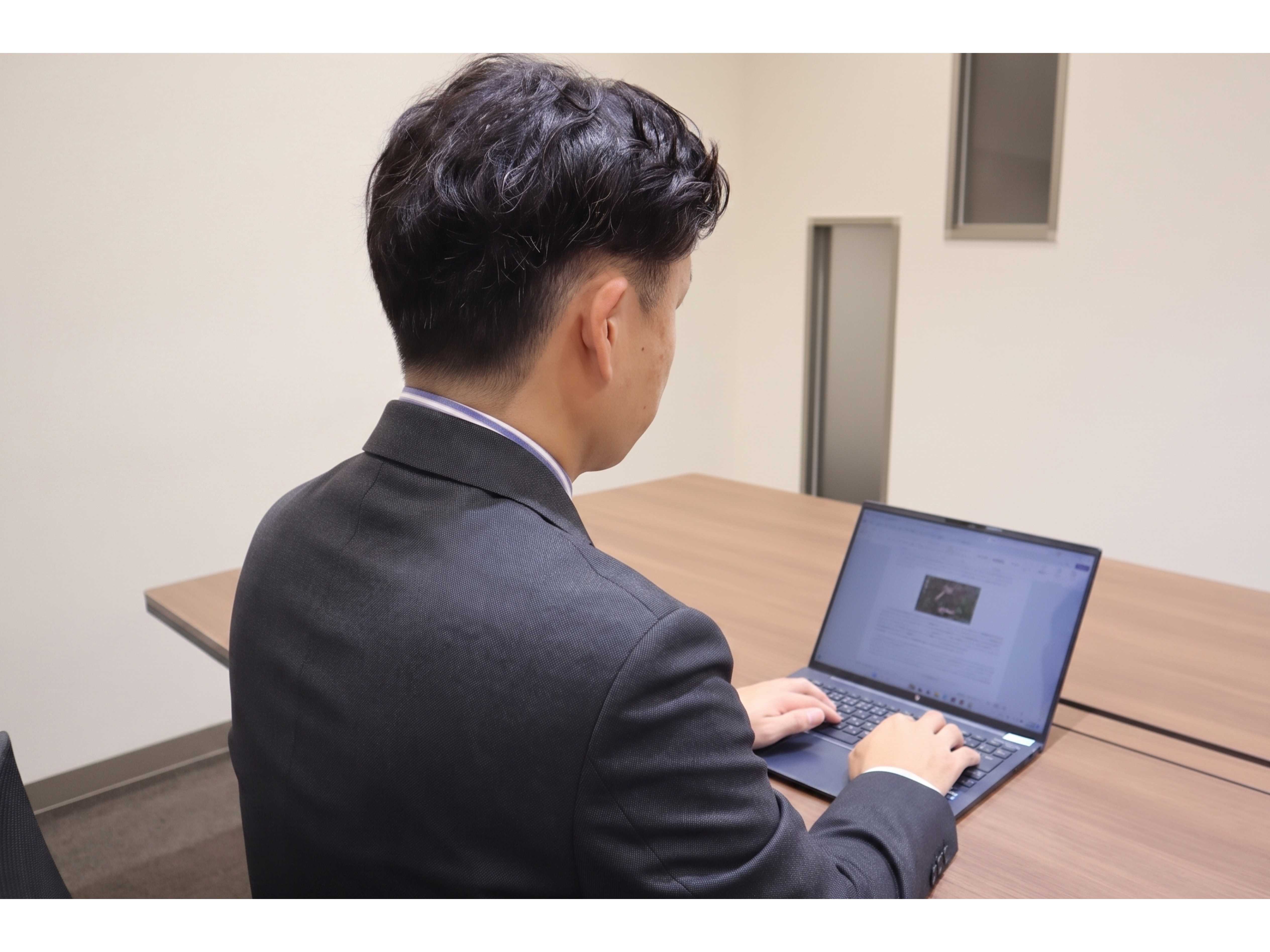 青山商事株式会社