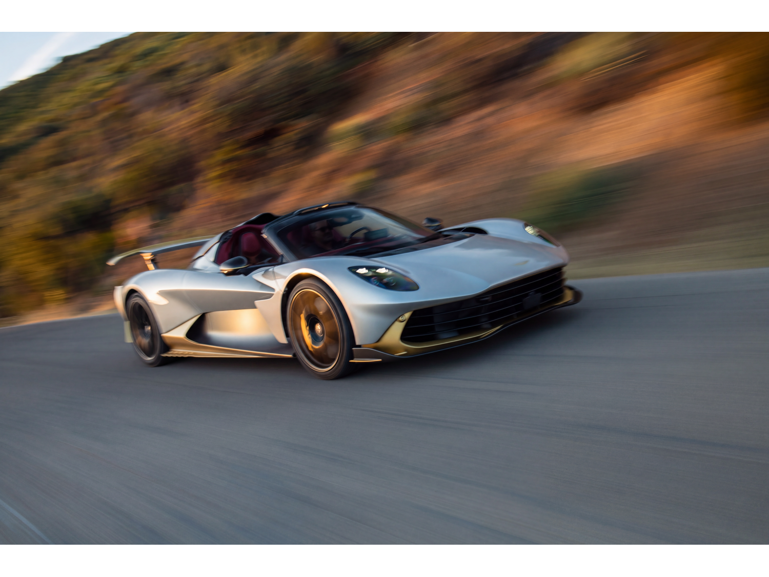 Aston Martin Japan