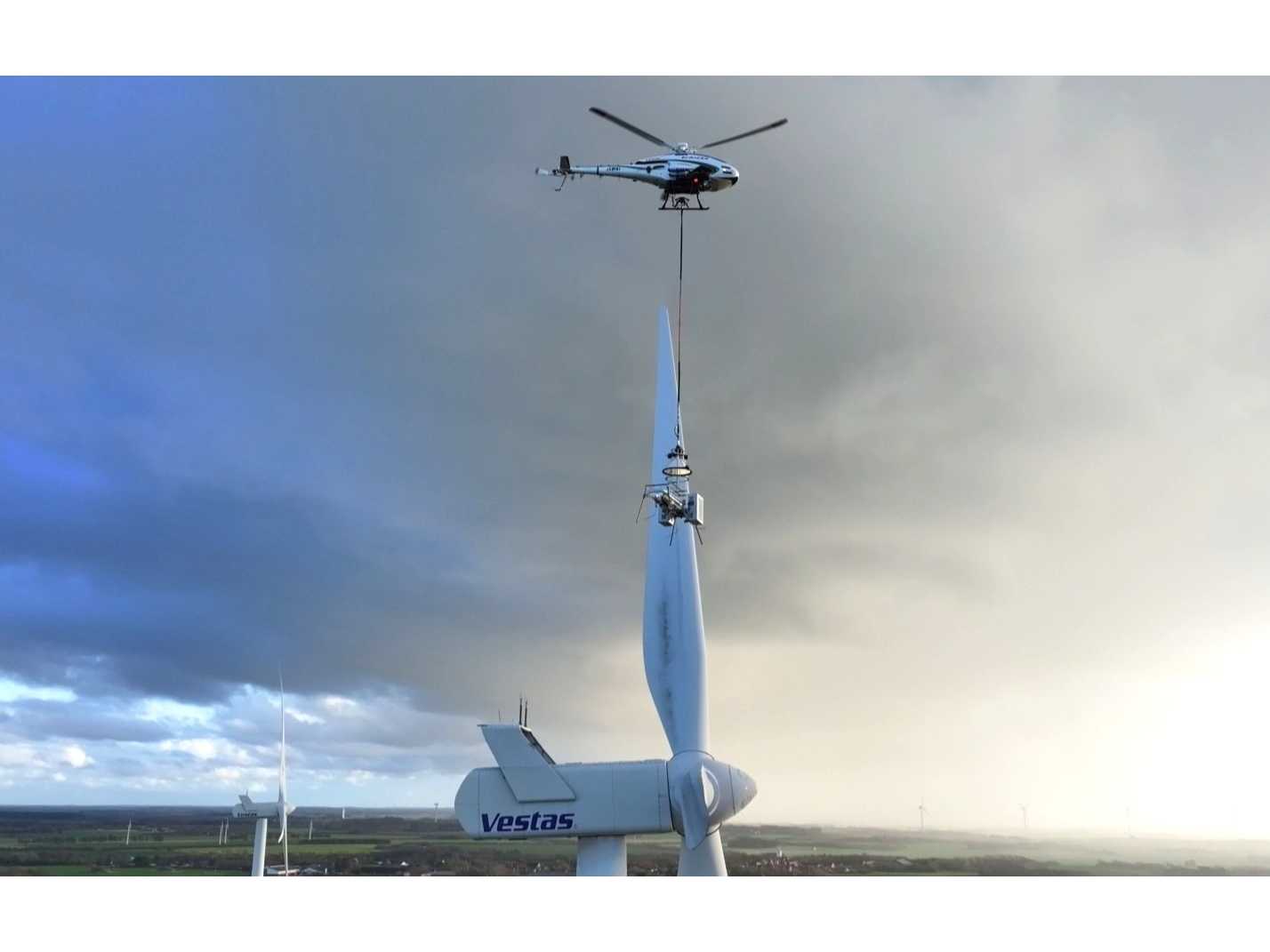 川崎重工業株式会社