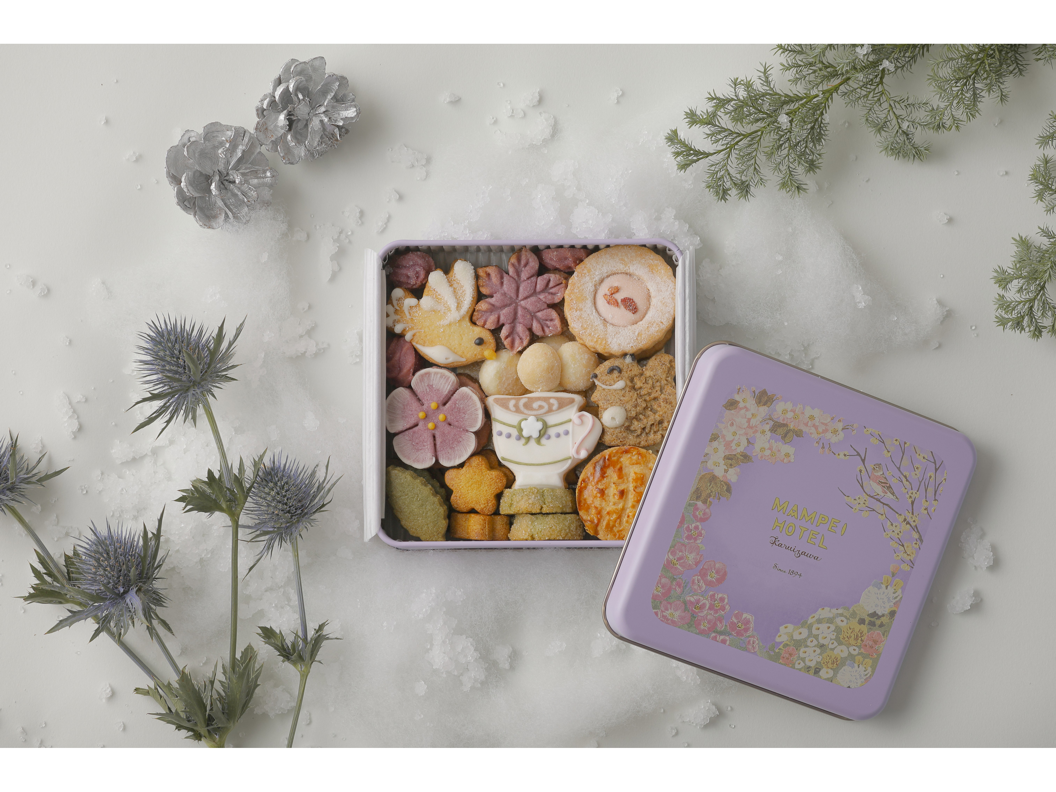 FEILER 万平ホテル すずらんハンカチ 万平ホテル】「FEILER」と初コラボ 「万平すずらんハンカチ」数量限定