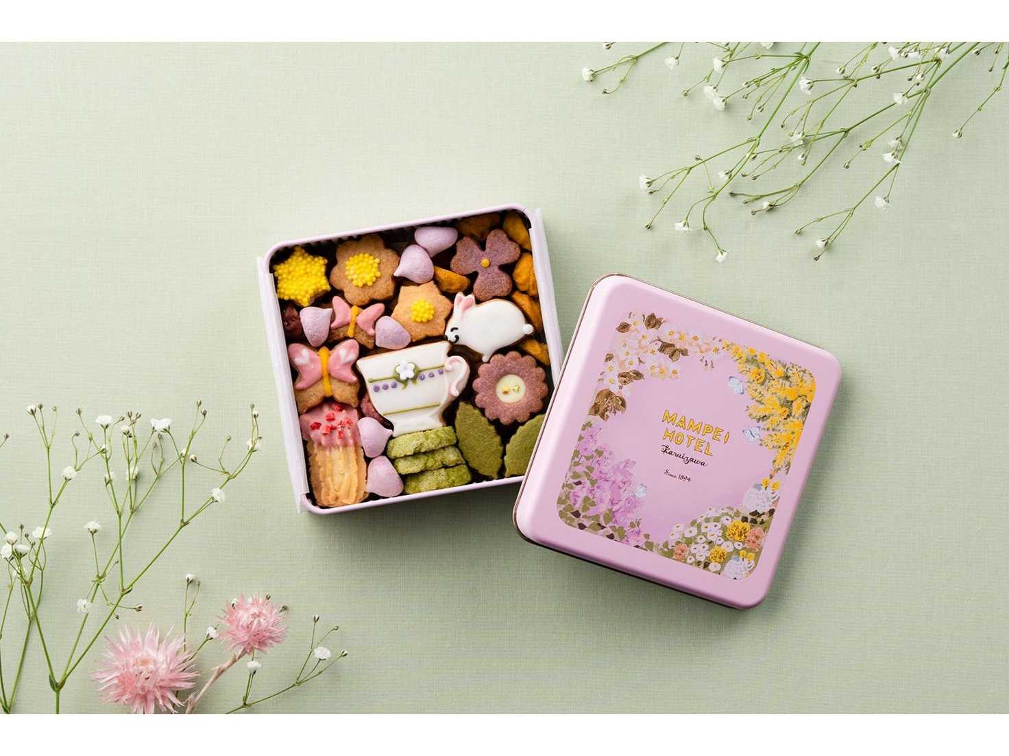 万平ホテル】「FEILER」コラボ第3弾、サンタが訪れる雪景色のアルプス