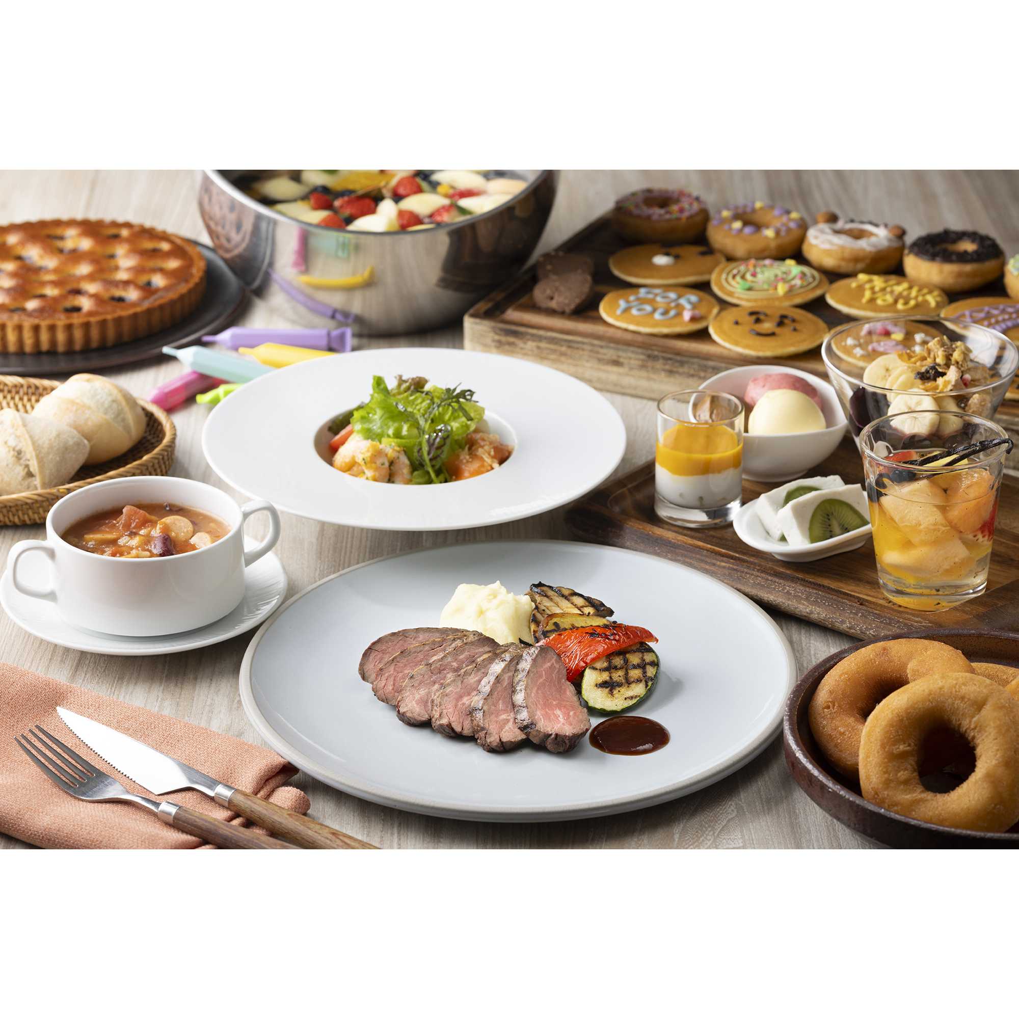 コートヤード・バイ・マリオット 新大阪ステーション Dining & Bar LAVAROCK