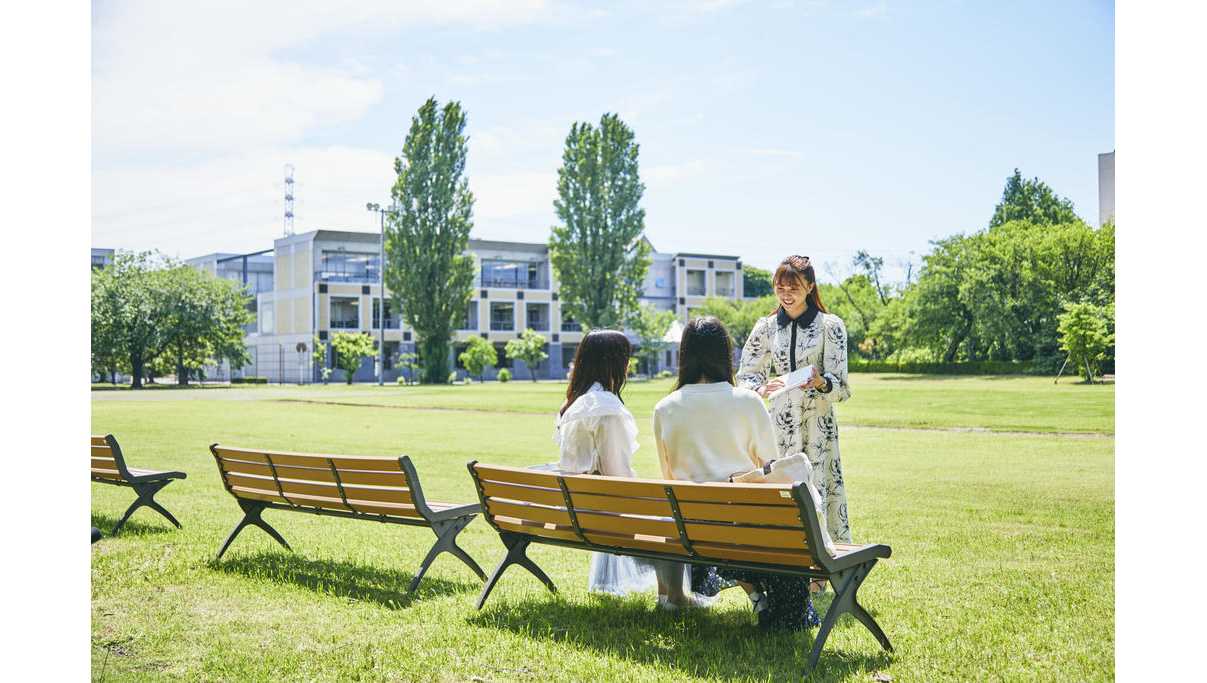 【跡見学園女子大学】ホームページのデザインを一新！ 多彩な学びの魅力を伝える全学科紹介動画を公開