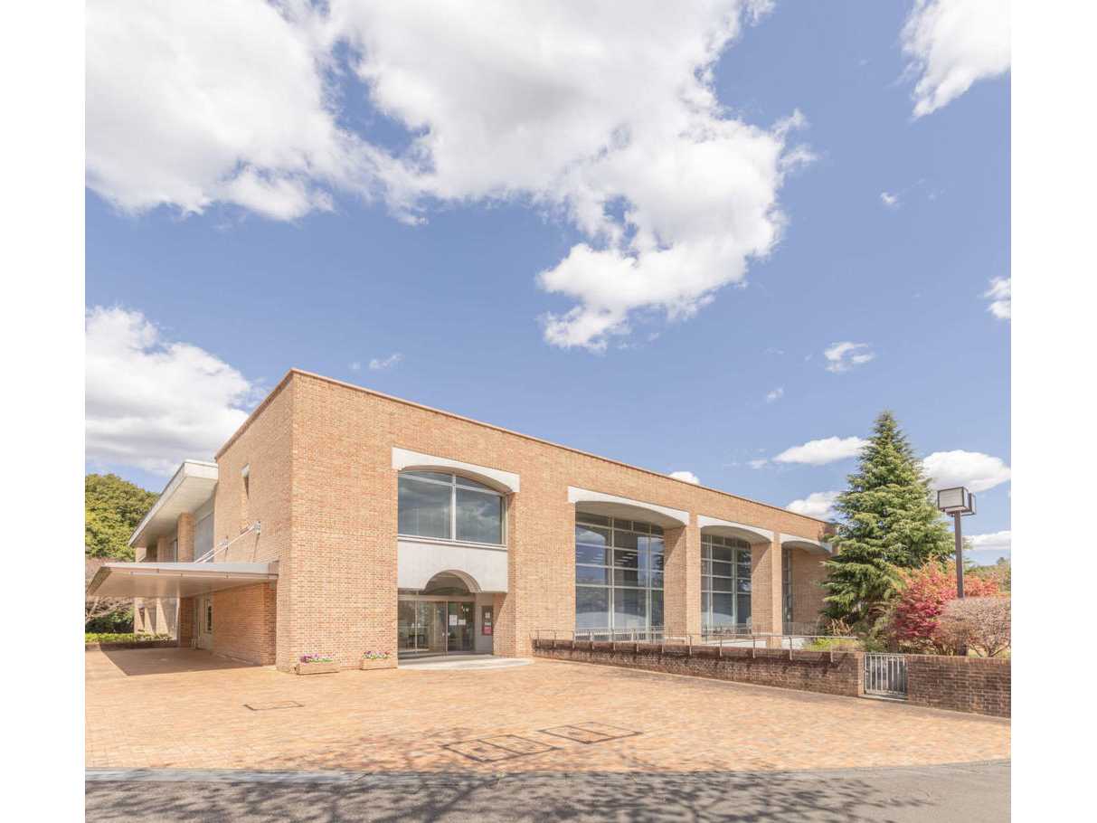 東洋英和女学院大学