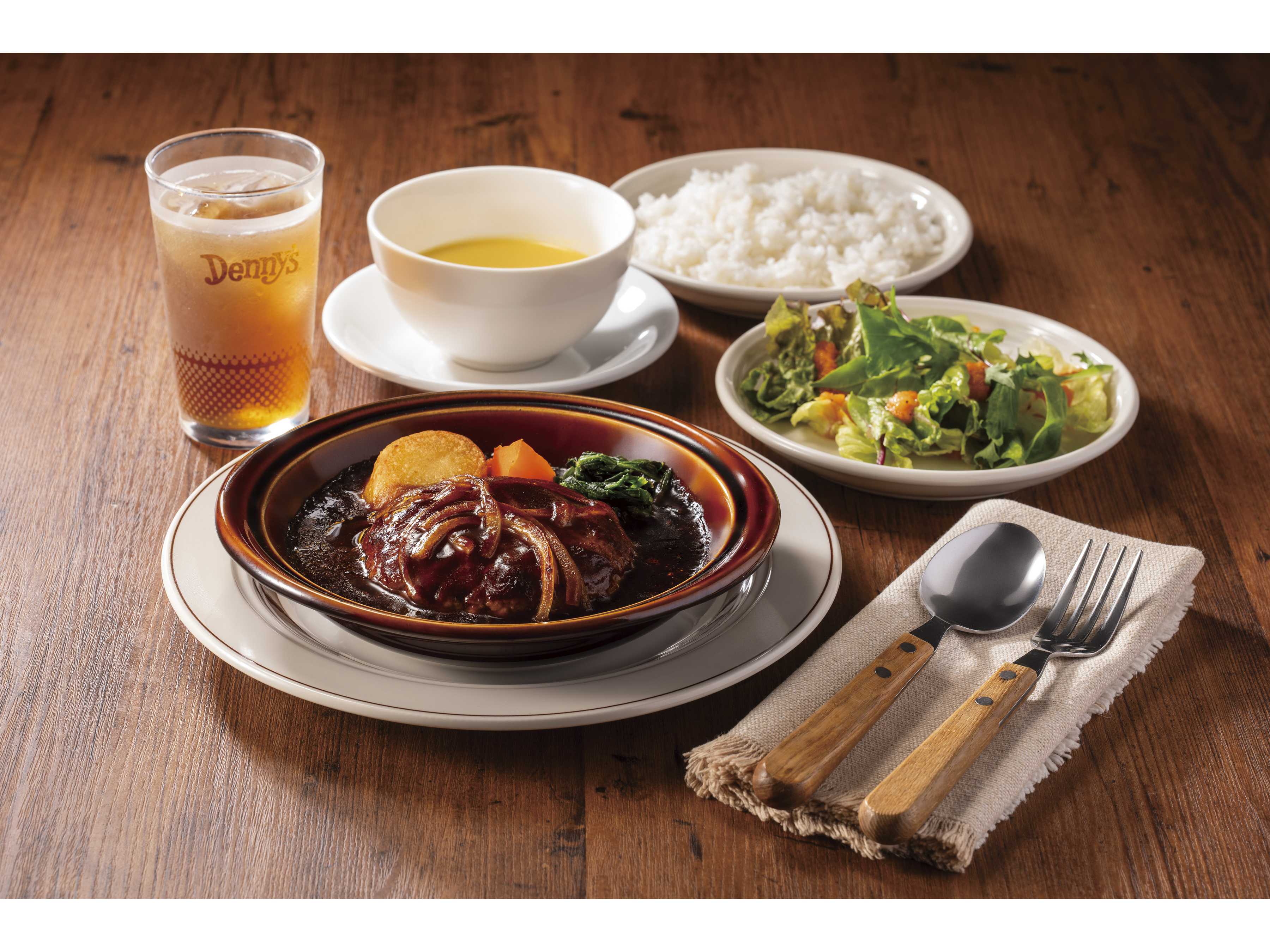 デニーズ　特賞 ネコミミブランケット デニーズ「新春デニャーズ祭」開催！ かわいすぎる“猫耳ブランケット