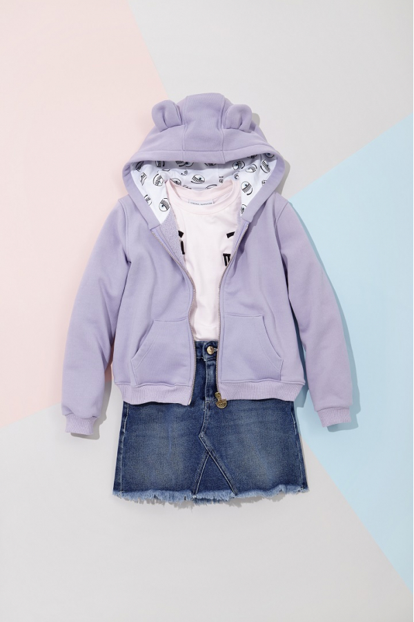 “世界で最も影響力のあるブロガー”として知られるキアラ・フェラーニ氏がデザインした子ども服が日本初登場！高島屋各店にて - CNET Japan