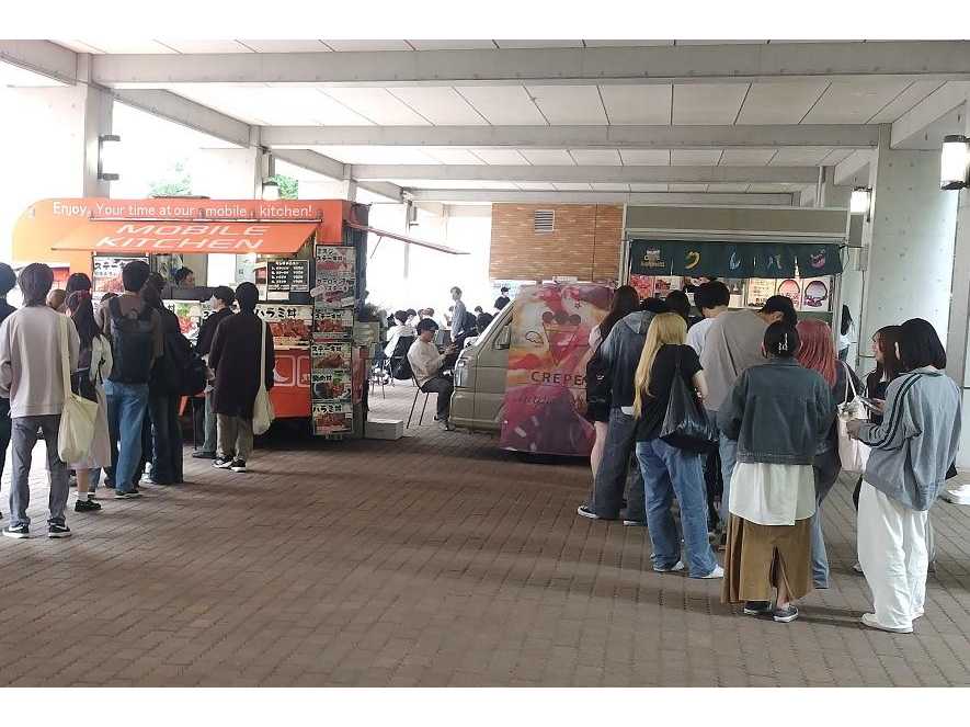 千葉商科大学が''0円朝食''で学生を応援 ― キッチンカーによる食の支援を期間限定で実施