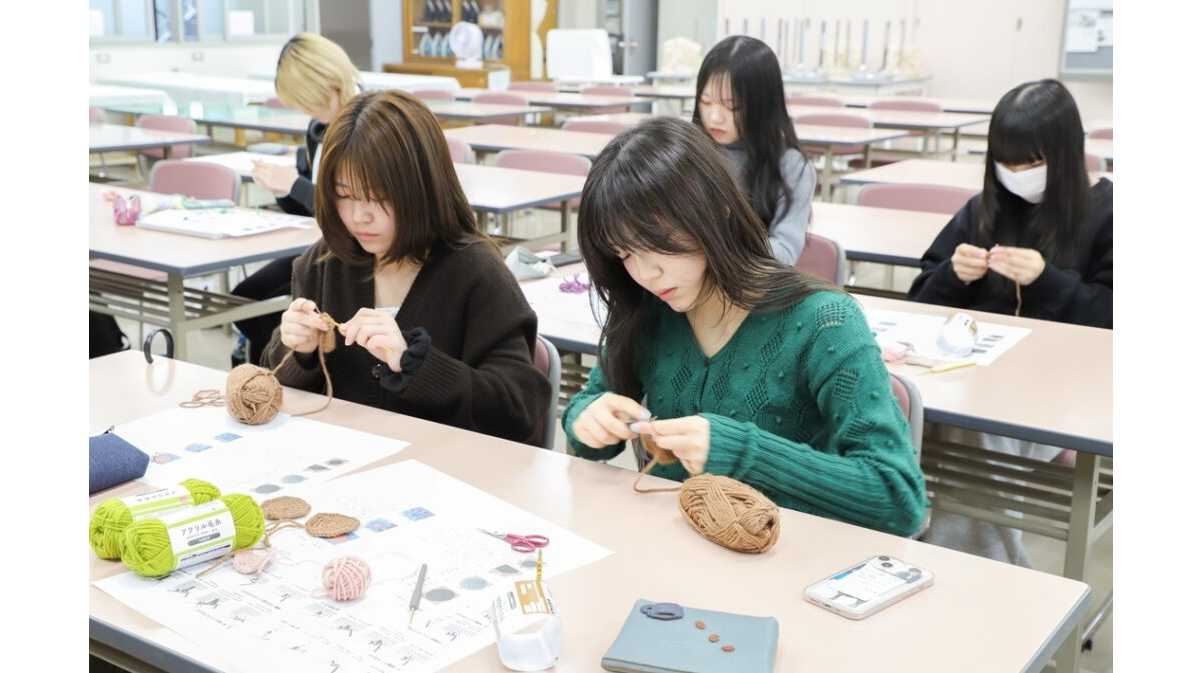 東京家政大学