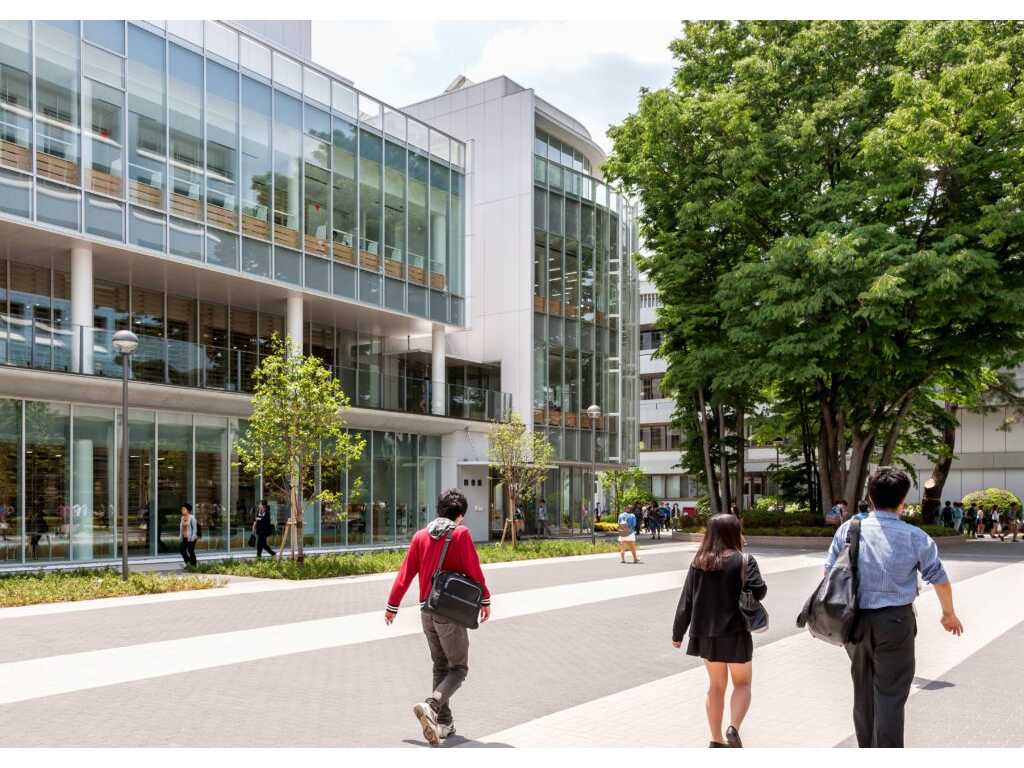 東京経済大学