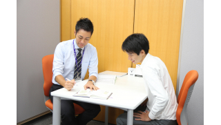 「就職の明治」が高校生のキャリア形成をサポート！就職キャリア支援センターが新たな取り組みとして高校生向けキャリア形成支援の出張講義を実施します