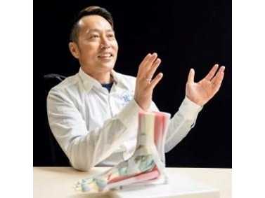 神奈川大学発ベンチャーのマッスルブループリンツ株式会社による、神奈川大学初のライセンス契約商品「筋肉Phone」の販売がスタート　～低価格・完全ワイヤレス・スマホ制御を実現し、データに基づく行動変容で、健康寿命の延伸に挑戦～