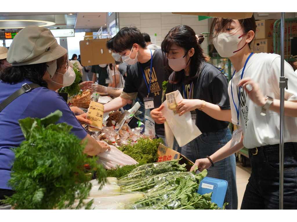 第9回『K-bizマルシェby関東学院大学』を京急百貨店で開催！ ～学生たちが、地元食材・地場産業の魅力をPRします～