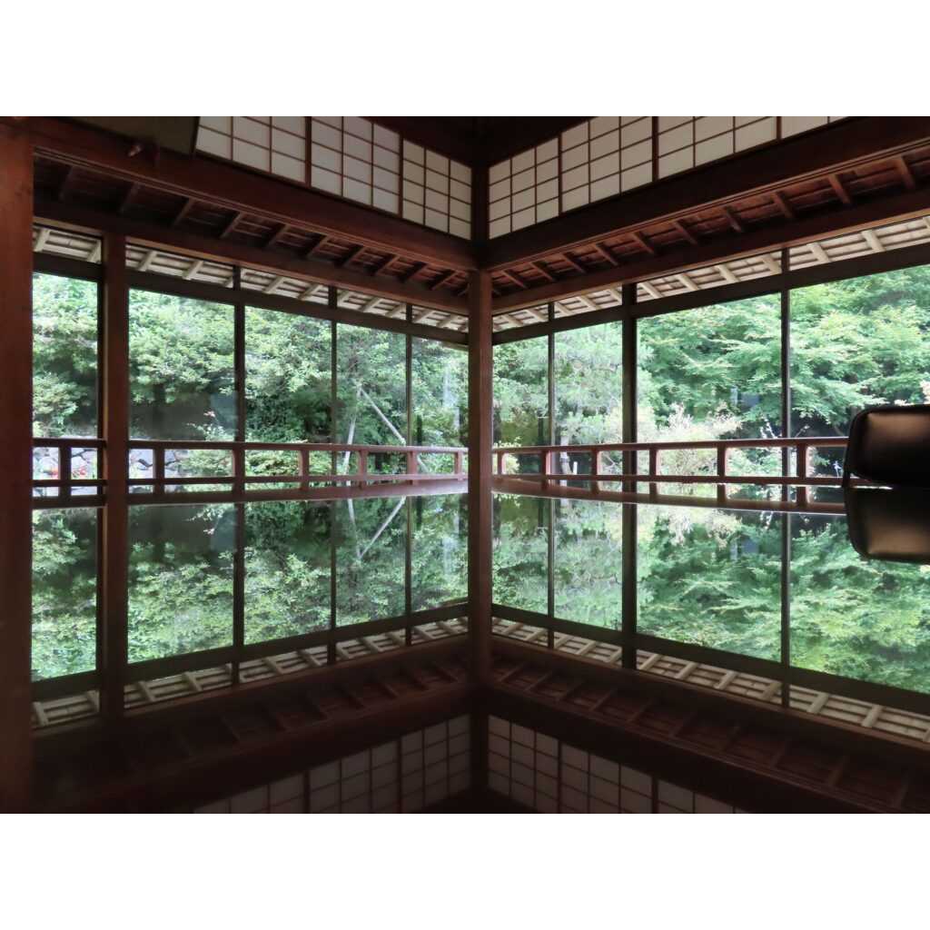 金沢工業大学