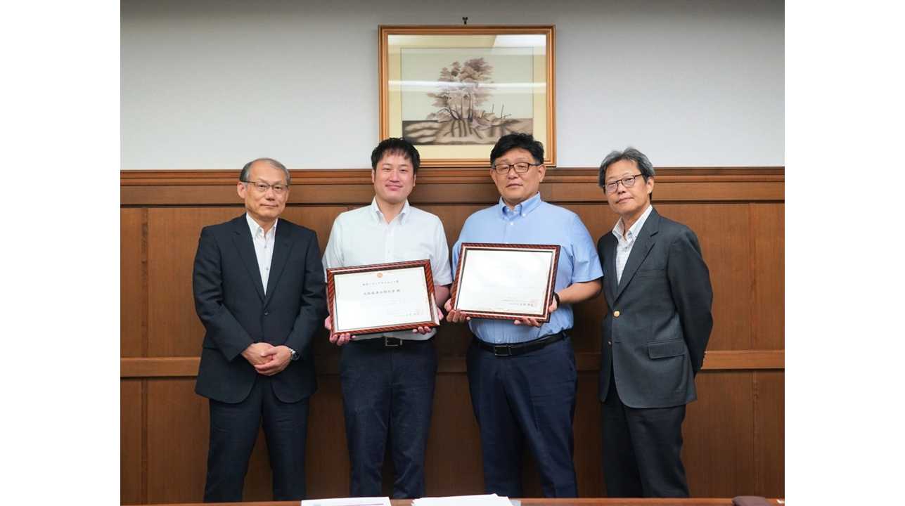 大阪経済法科大学