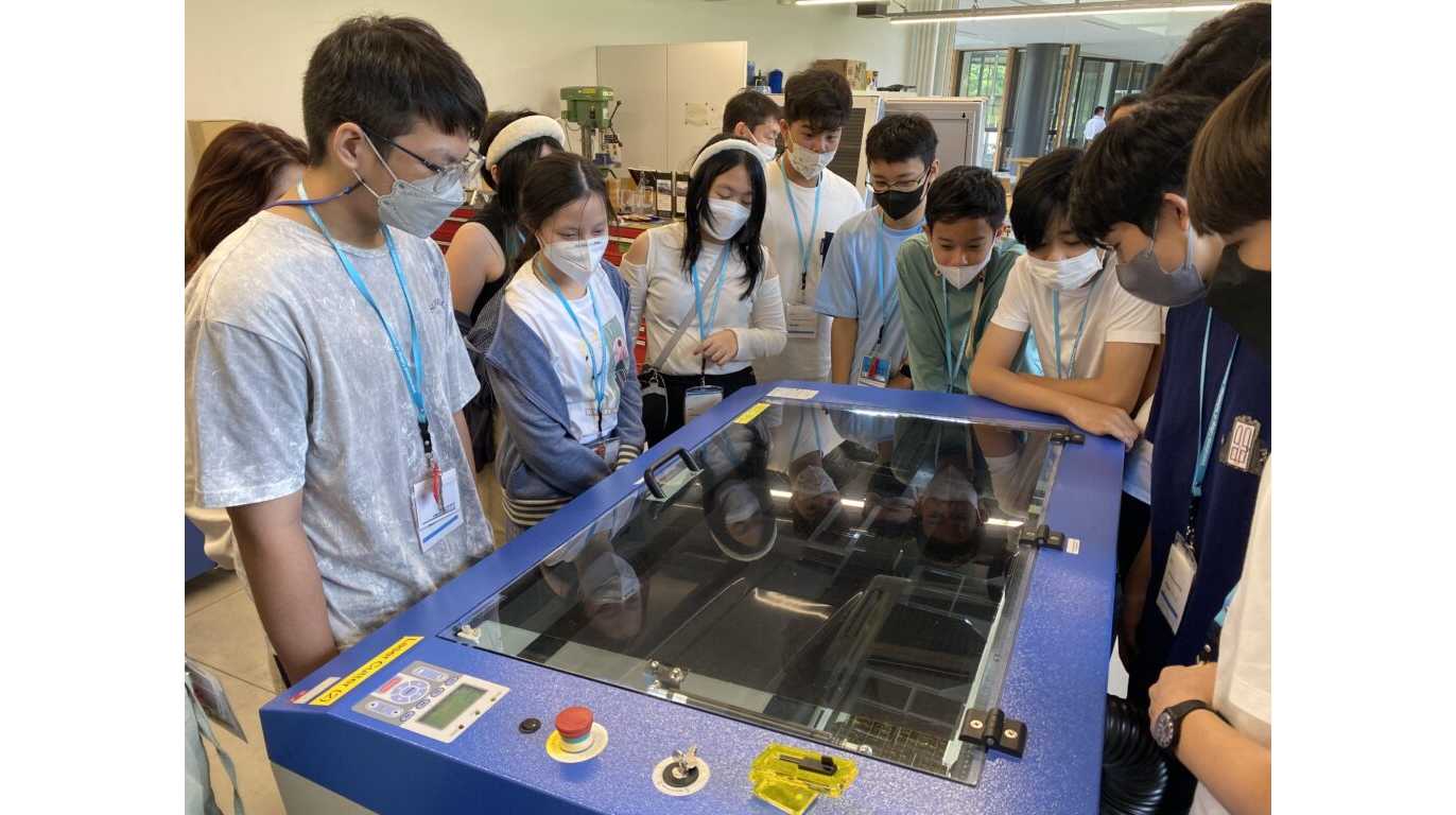 大学プレスセンター