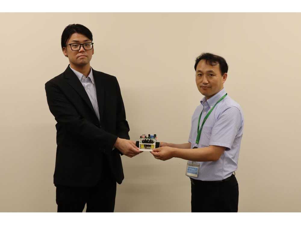 大阪電気通信大学